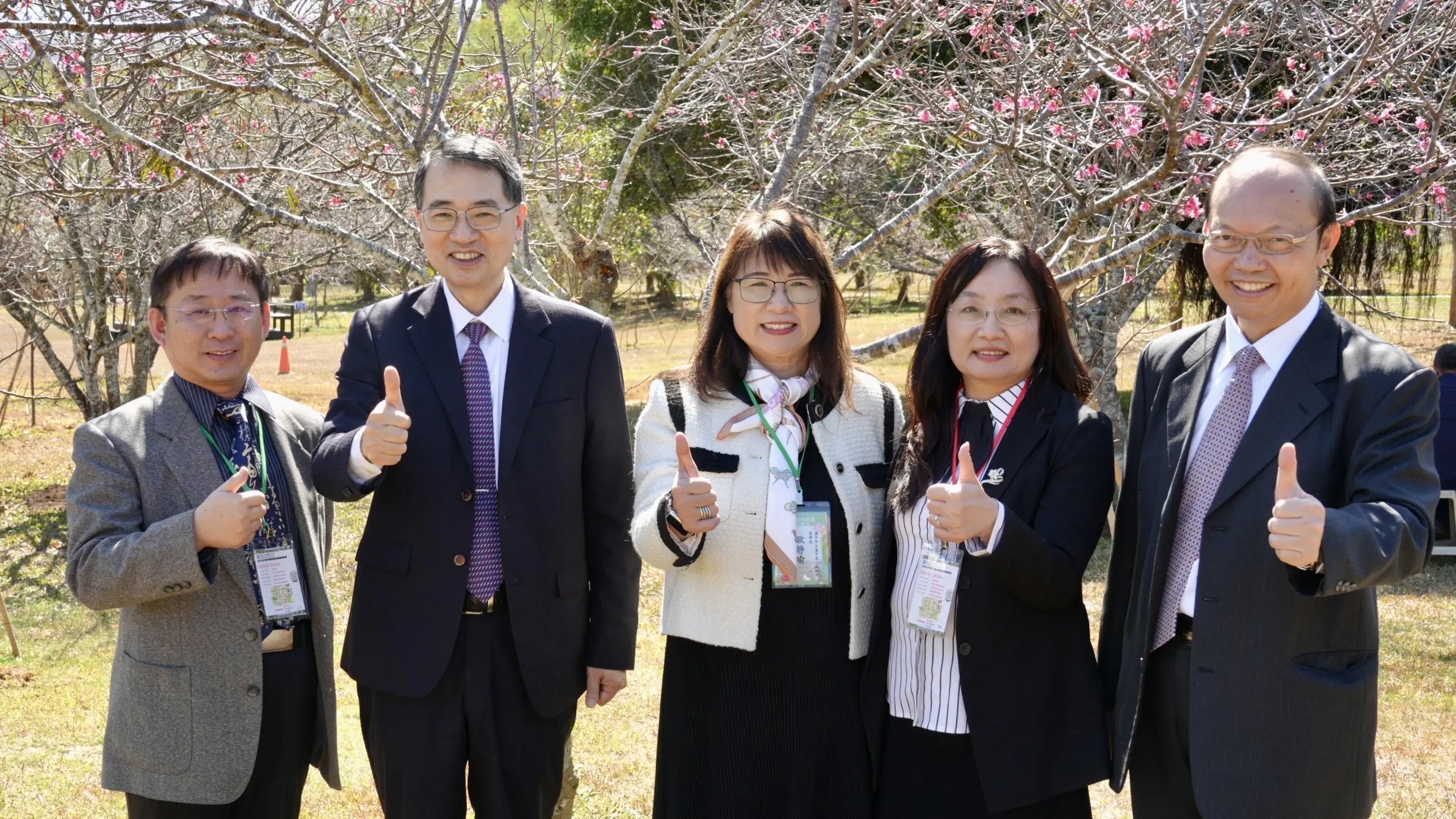 櫻花樹下的文化盛宴浪漫登場 暨大櫻花季起跑 首推「神獸御守」並攜手37所高中締盟共好 櫻花樹下的文化盛宴浪漫登場 暨大櫻花季起跑 首推「神獸御守」並攜手37所高中締盟共好