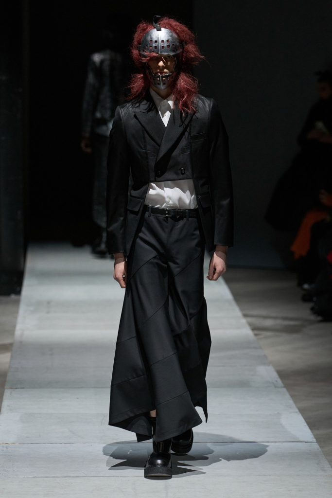 巴黎男士2026秋冬時裝週Comme des Garçons Homme Plus Black Hole黑洞時尚主題精彩登場 巴黎男士2026秋冬時裝週Comme des Garçons Homme Plus Black Hole黑洞時尚主題精彩登場