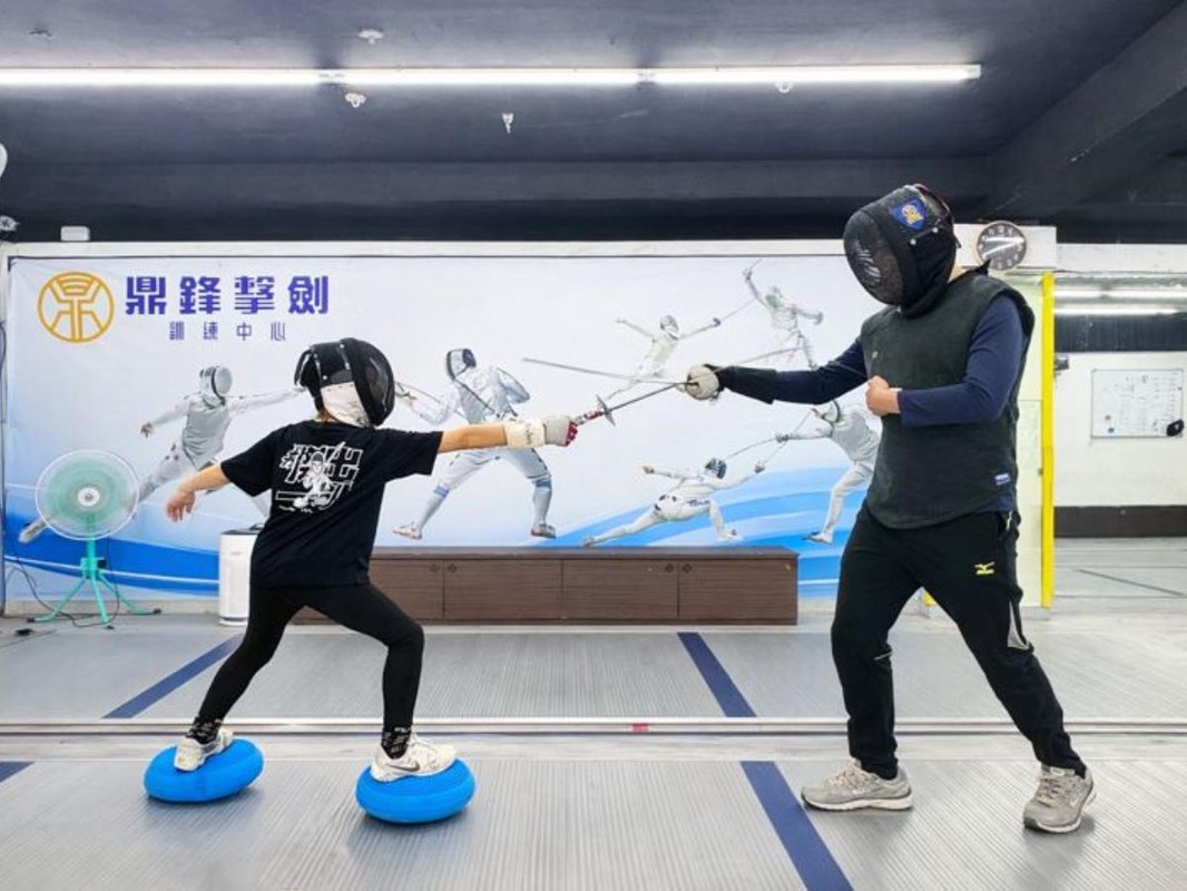 為什麼西洋劍被稱為格鬥芭蕾?台中擊劍訓練中心帶你入門親身體驗 為什麼西洋劍被稱為格鬥芭蕾?台中擊劍訓練中心帶你入門親身體驗