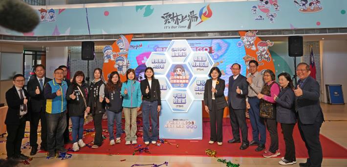 張麗善宣布健檢加碼GO 提升篩檢量能守護雲林縣民健康 整合性社區健康篩檢計畫一站式完成多項檢查,讓長輩及偏鄉民眾能就近接受健康服務,提早發現慢性病與癌症風險。