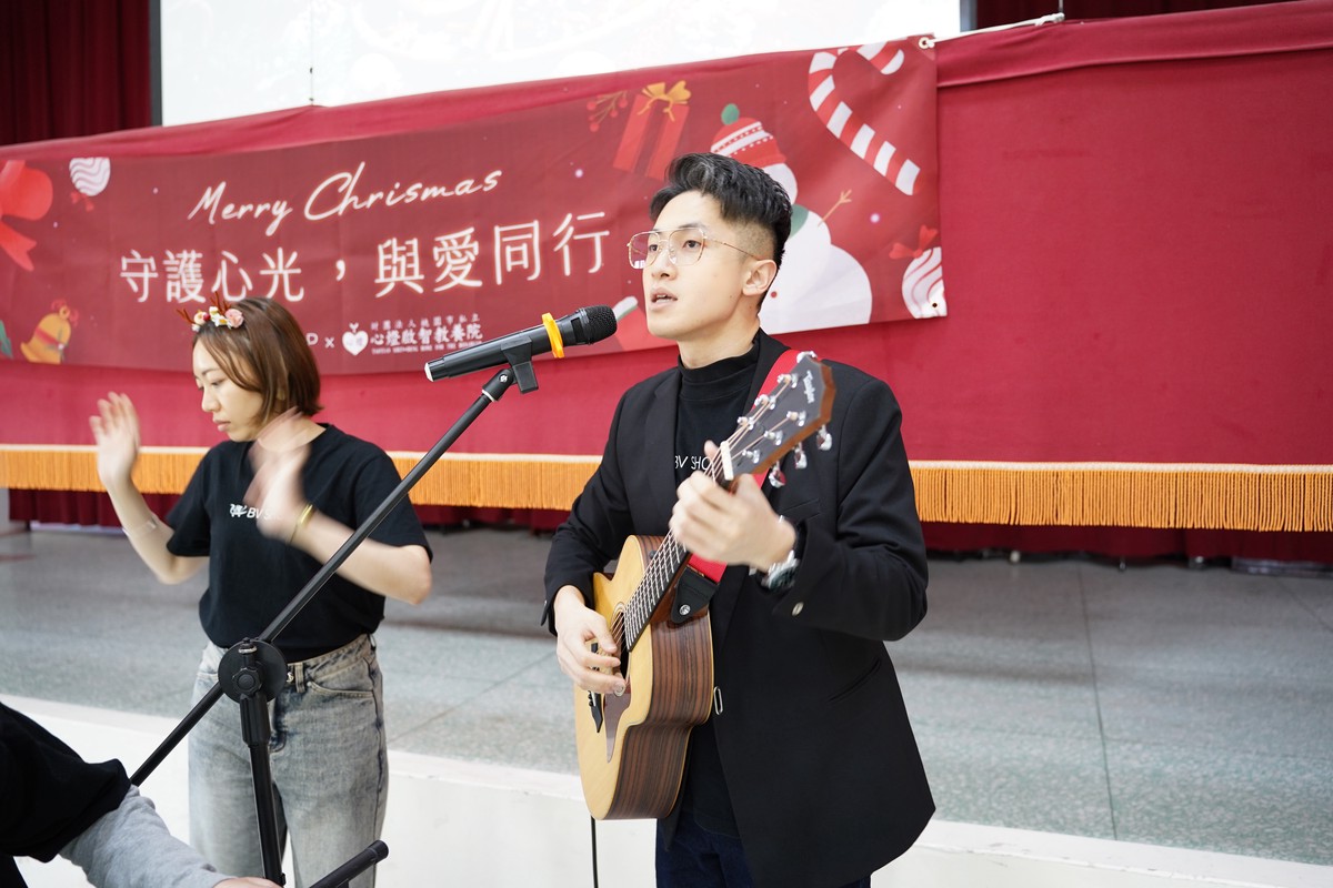 岑怡亨:從電商系統走進社會現場,讓企業專業成為真正的祝福 岑怡亨:從電商系統走進社會現場,讓企業專業成為真正的祝福