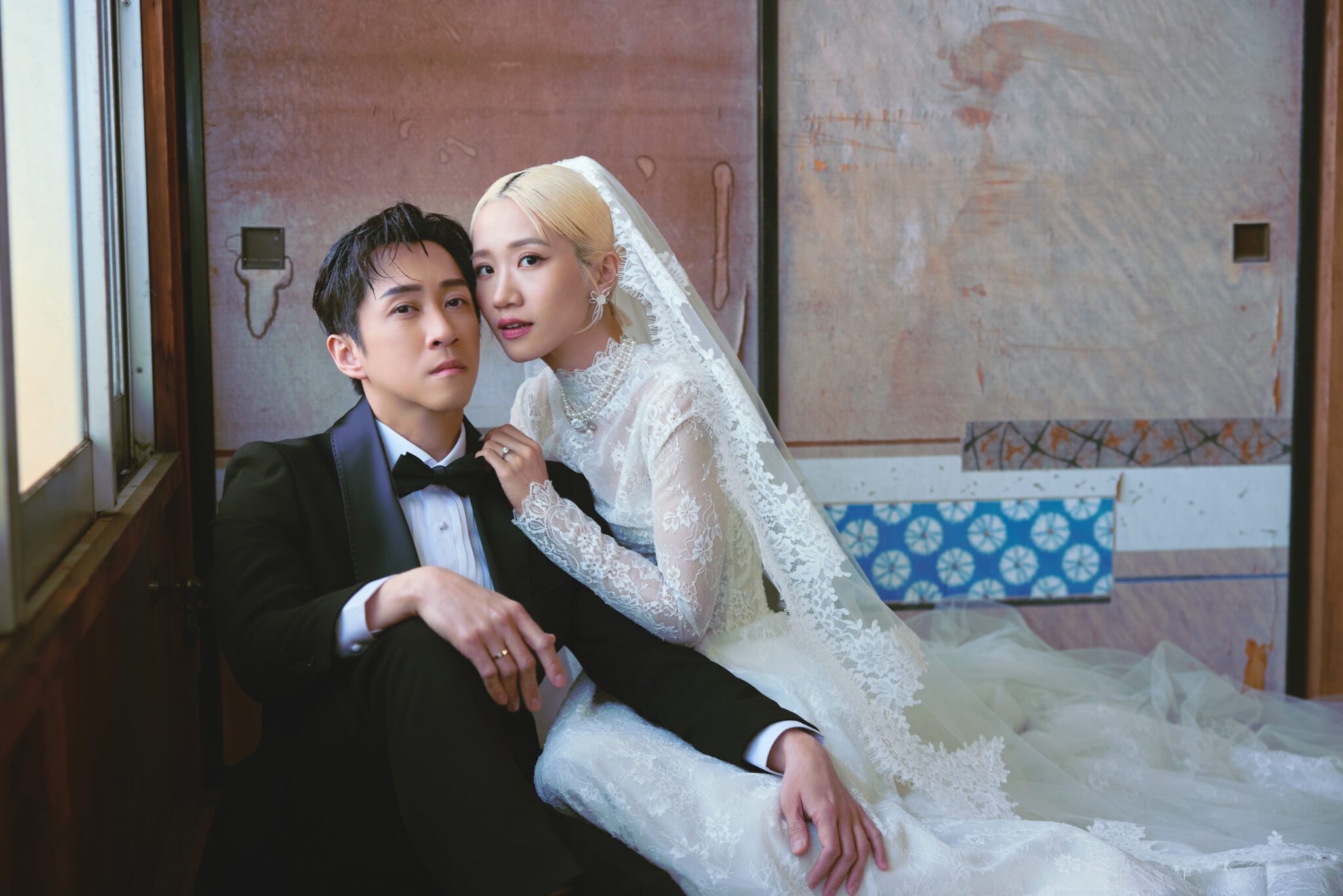 陳漢典 LULU夫妻喜帖藏幸福寓意 日本富士山見證下頂豔陽拍婚紗 陳漢典 LULU夫妻喜帖藏幸福寓意 日本富士山見證下頂豔陽拍婚紗