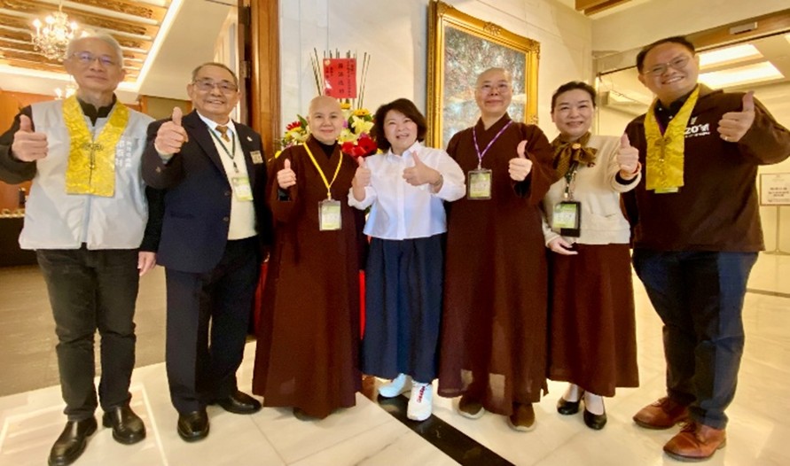 靈鷲山普仁23閃耀嘉義 60位小太陽禮讚生命美德