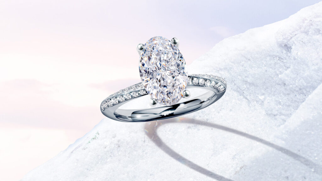 「ALUXE 亞立詩」發表 My Ring Studio 高端客製婚戒滿足新人專屬期待 My Ring Studio 主鑽可自由選擇多種車工鑽石,即時設計不同切工與風格差異。(ALUXE亞立詩提供)