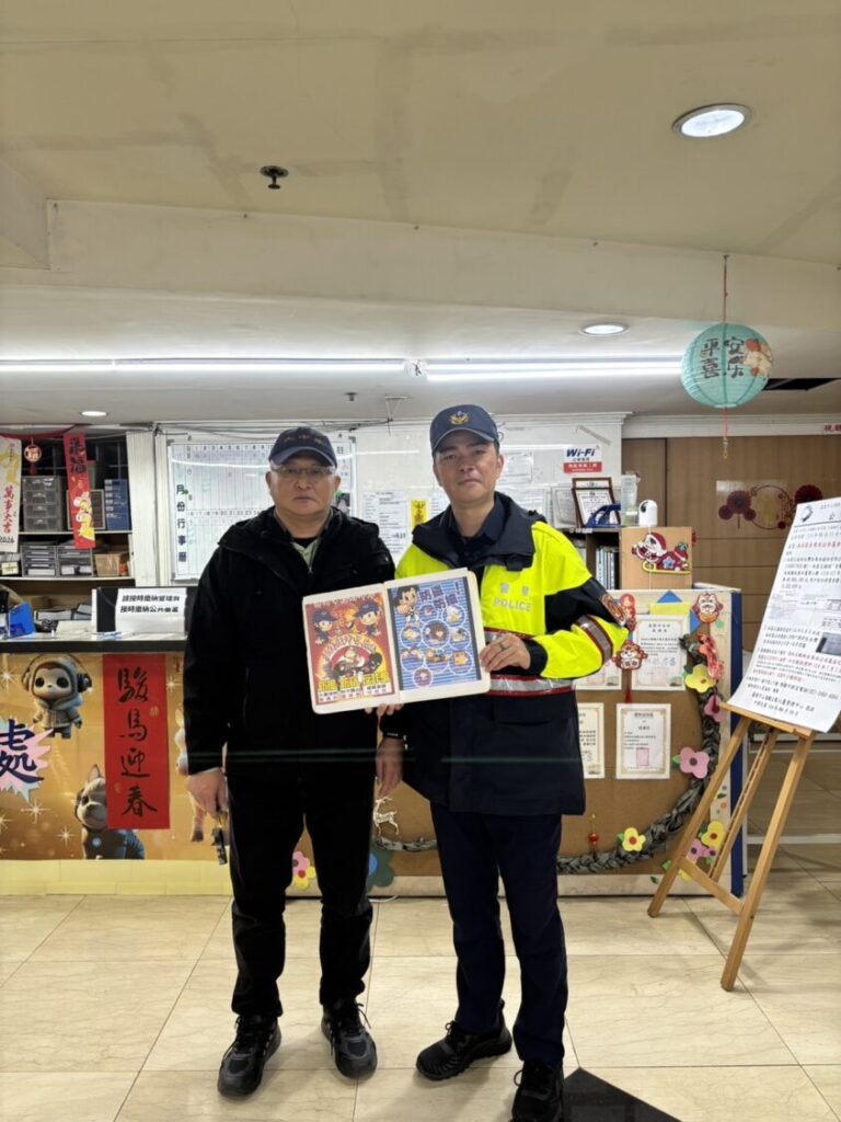 人潮增加防竊不鬆懈 「基二警」提醒民眾提高警覺 人潮增加防竊不鬆懈 「基二警」提醒民眾提高警覺