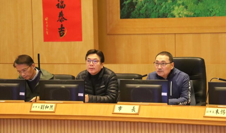 新北推動AI教育行政治理　 侯友宜：持續深耕AI及數位品德教育