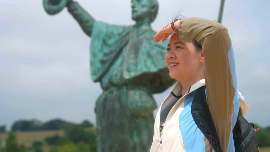 曾寶儀挑戰走西班牙朝聖之路悟透人生 教堂內淚崩 首吐演藝疲憊感 曾寶儀挑戰走西班牙朝聖之路悟透人生 教堂內淚崩 首吐演藝疲憊感