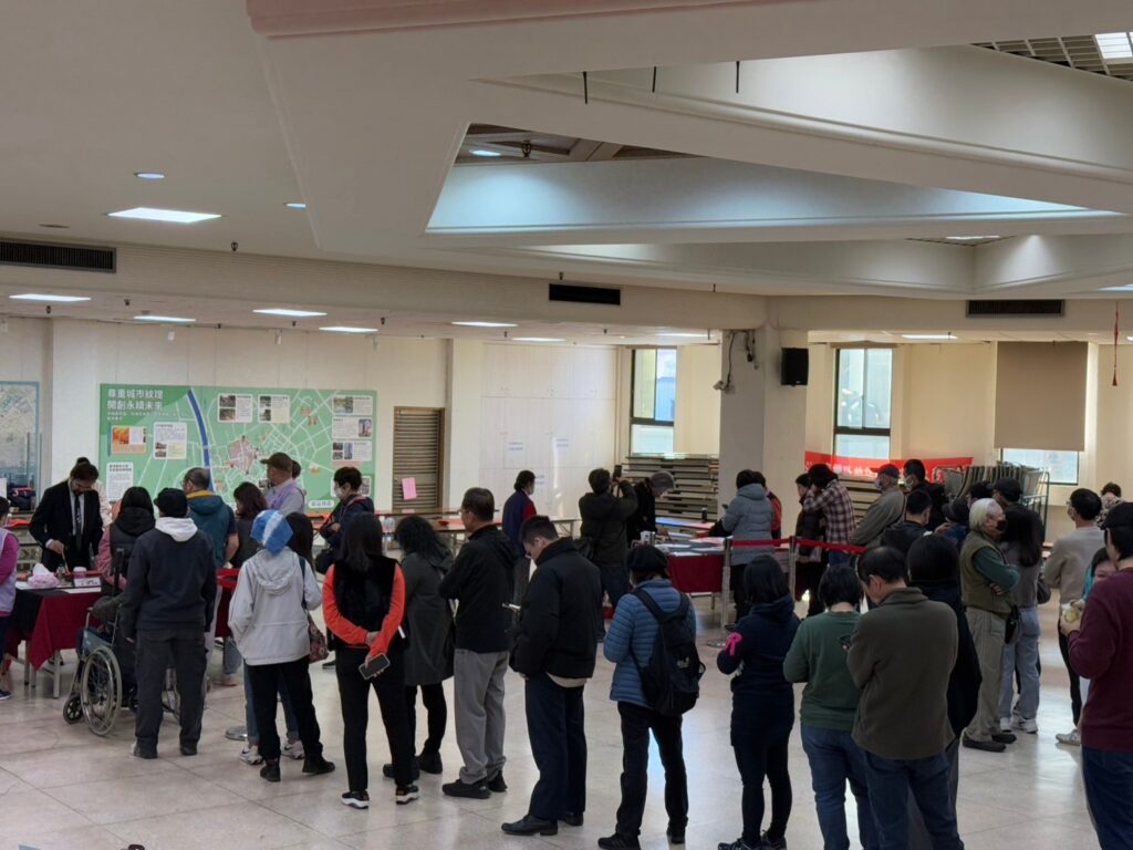 金馬賀新春 板橋公所贈書法名家春聯 金馬賀新春 板橋公所贈書法名家春聯