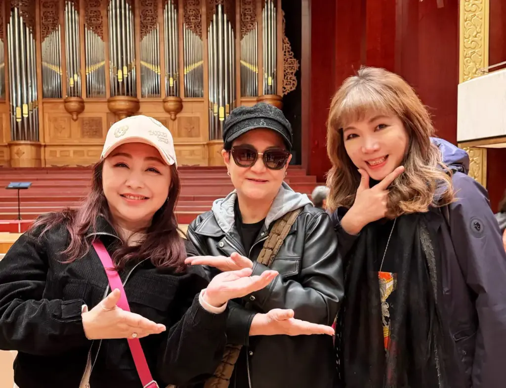 台大合唱團邀原唱者大學姐鄭怡 邰肇玫 王海玲觀賞 2026 冬季音樂會 台大合唱團邀原唱者大學姐鄭怡 邰肇玫 王海玲觀賞 2026 冬季音樂會