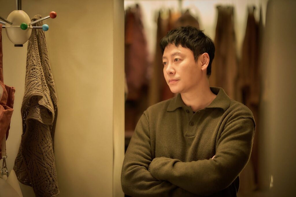 河正宇《四人行,不行》直球拆解婚姻禁忌 辛辣故事紅到全球翻拍 34 %E4%B8%8B%E5%8D%88417 2026 2 4%E7%9A%84%E5%BD%B1%E5%83%8F 1024x680 1