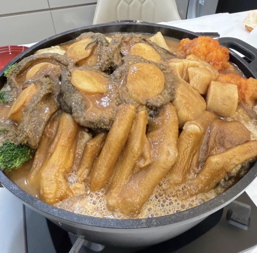 團團圓圓!吳申梅除夕守香港小家庭 米其林盆菜年味拉滿 6 下午4.22 2026 2 23的影像 2