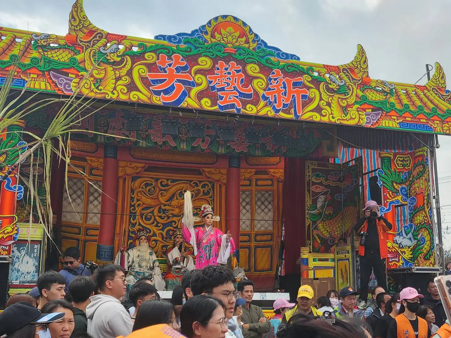 新社九庄媽大年初四熱力全開 凌晨四點集合遊庄遶境 新社九庄媽大年初四熱力全開 凌晨四點集合遊庄遶境