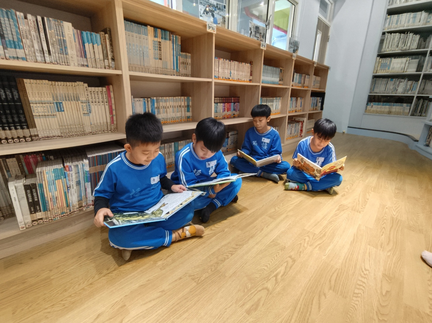 2026中台灣燈會結合科技閱讀吸睛 「閱讀蜜馬」打造城市文化新標竿 2026中台灣燈會結合科技閱讀吸睛 「閱讀蜜馬」打造城市文化新標竿