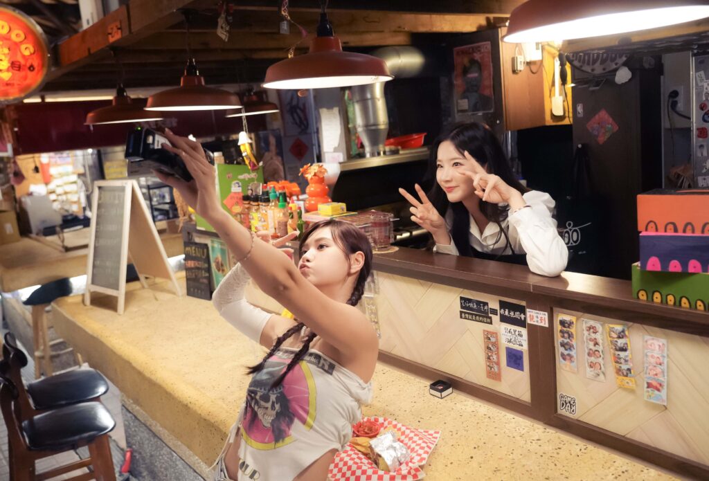 圓夢返鄉港都取景!林沁《數到七》登YouTube粉絲熱推榜冠軍 16 %E6%9E%97%E6%B2%81%E9%87%91%E5%90%89%E5%A8%9C