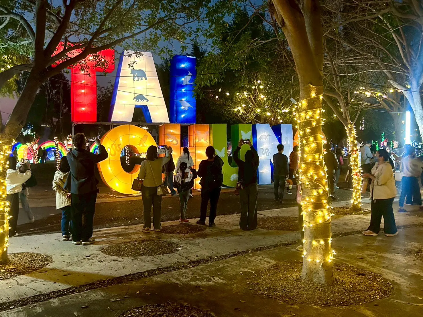 了解毛孩的內心世界! 中市農業局燈會辦「動物夢世界」主題活動日 了解毛孩的內心世界! 中市農業局燈會辦「動物夢世界」主題活動日