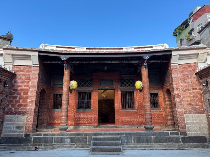 淡古初二開館 「跳古蹟」微健身路線怎麼走都好玩 42 《圖說》淡水崎仔頂施家古厝。〈淡古提供〉