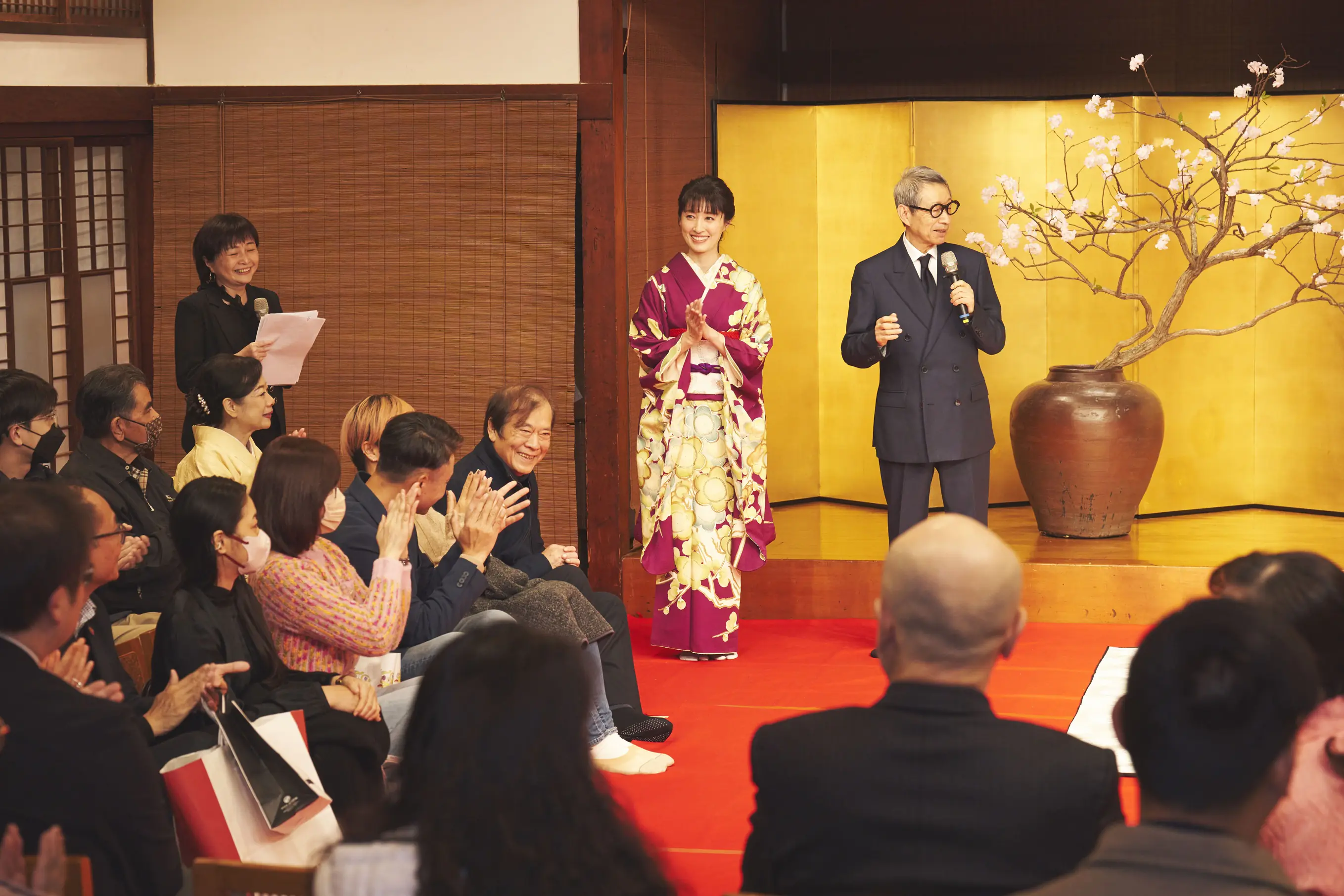 田中千繪攜手父親彩妝大師田中東尼推廣千年宮廷和服藝術 促進台日交流 田中千繪攜手父親彩妝大師田中東尼推廣千年宮廷和服藝術 促進台日交流