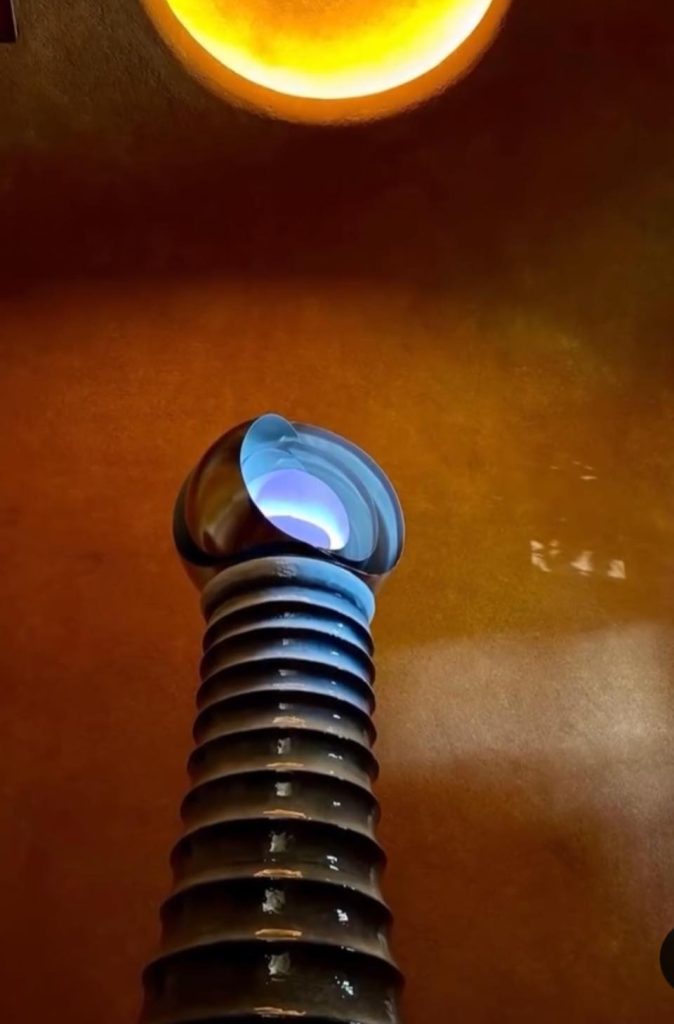 《八十八吉祥》 之「還至本處」當光,回到誕生之前。 《八十八吉祥》 之「還至本處」當光,回到誕生之前。