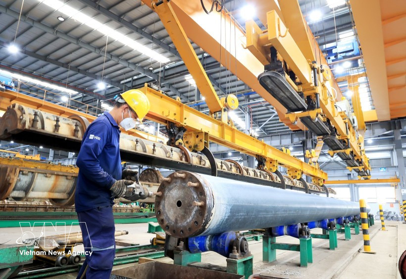 越南要走到萬億美元GDP 真正考驗在增長模式能否先換檔 越南力拚增長轉型,強化基建與能源韌性、提升生產力。(圖截自:VietnamPlus)