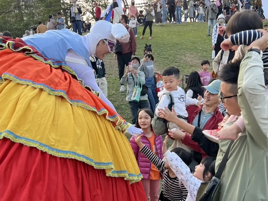 歡喜走春到台中 FOCASA幾米馬戲樂園登場 首日吸引4萬5千人次 歡喜走春到台中 FOCASA幾米馬戲樂園登場 首日吸引4萬5千人次