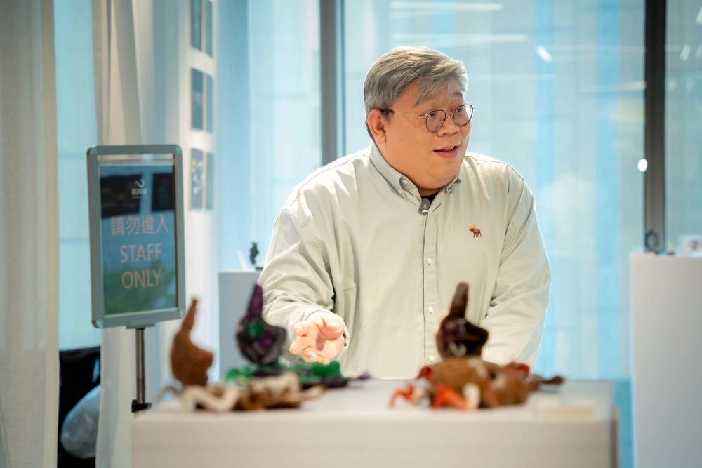 微縮宇宙震撼開幕!PeariA 懷舊玩具特展登陸桃園,直擊開發秘辛與新作預告 微縮宇宙震撼開幕!PeariA 懷舊玩具特展登陸桃園,直擊開發秘辛與新作預告