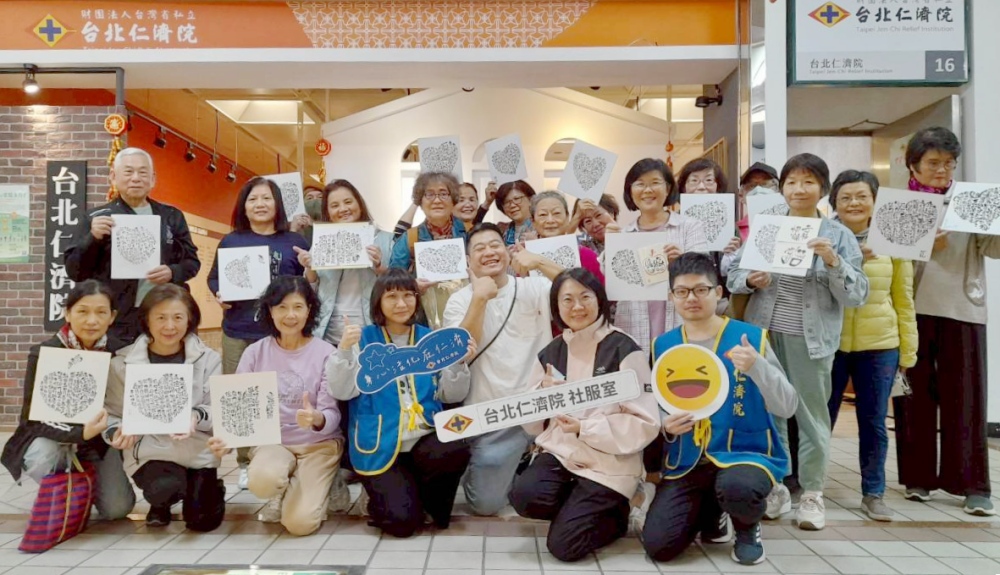 3D列印到文史走讀 仁濟院17門樂齡課帶長者「自信發光」 3D列印到文史走讀 仁濟院17門樂齡課帶長者「自信發光」