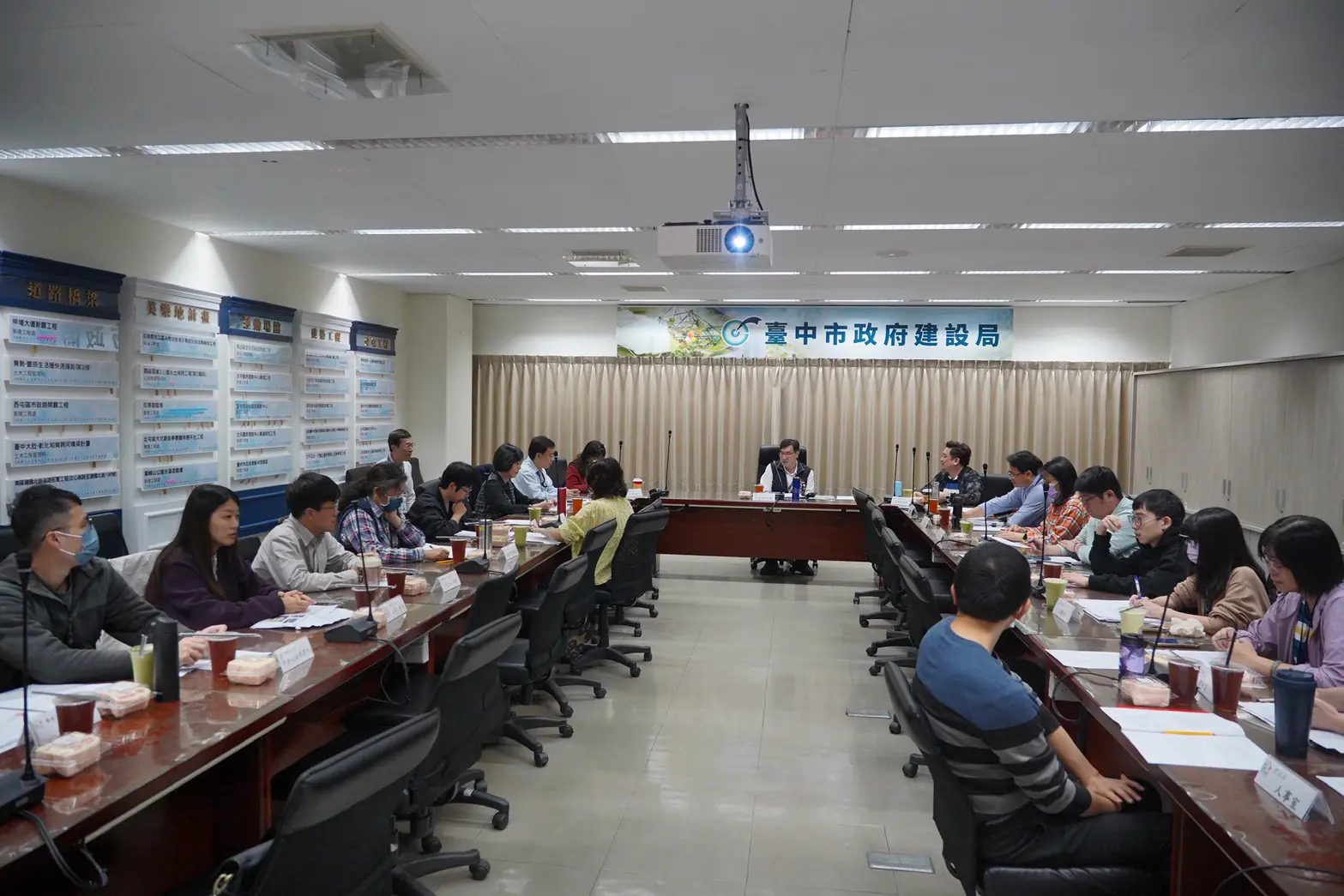 性別平等不只是口號! 中市建設局召開性平專案會議 深化市政建設 性別平等不只是口號! 中市建設局召開性平專案會議 深化市政建設