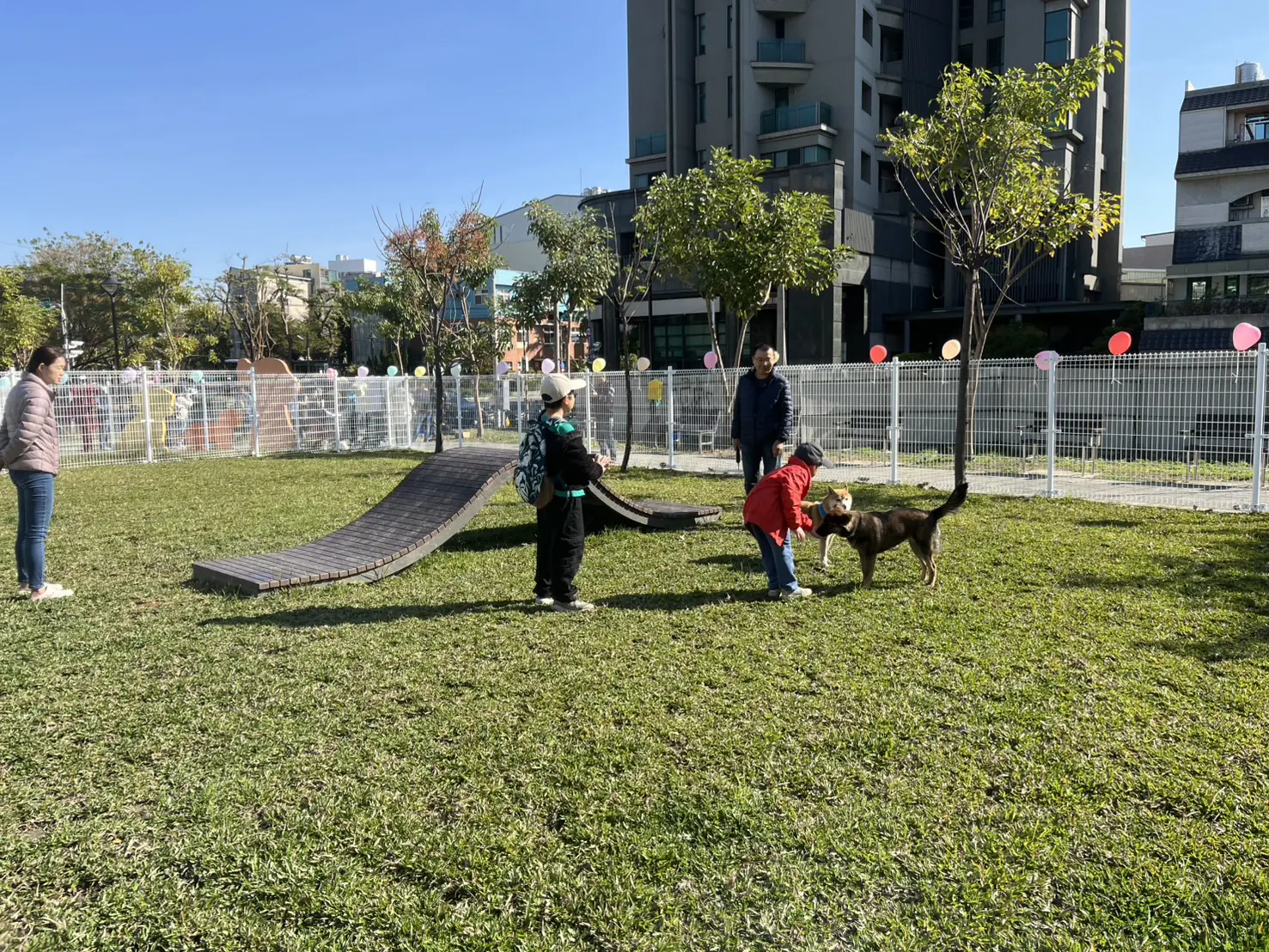 大里區首座「毛小孩專區」啟用 永隆寵物公園打造萌寵友善新天地 大里區首座「毛小孩專區」啟用 永隆寵物公園打造萌寵友善新天地