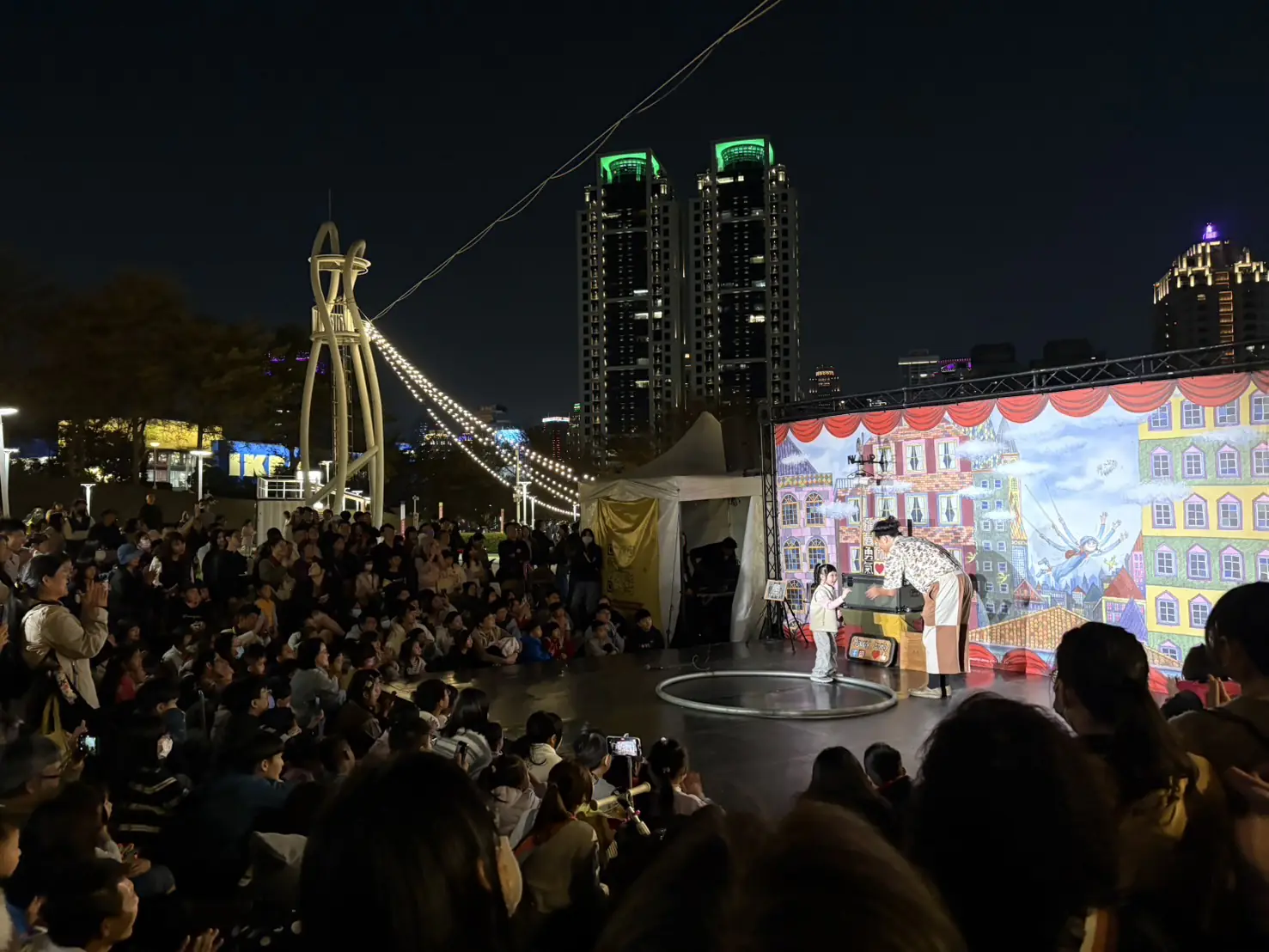 歡喜走春到台中 FOCASA幾米馬戲樂園登場 首日吸引4萬5千人次 歡喜走春到台中 FOCASA幾米馬戲樂園登場 首日吸引4萬5千人次