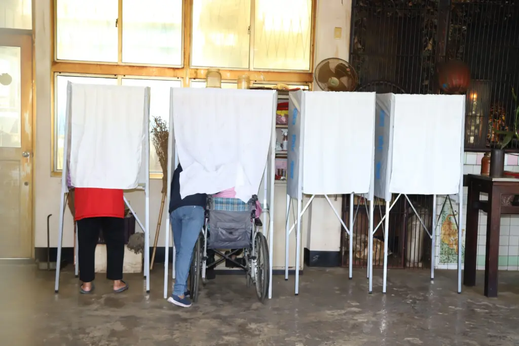 民主的盲點:當選票凌駕於治理之上 民主的盲點:當選票凌駕於治理之上