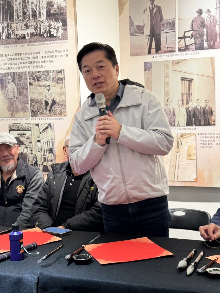 新春揮毫傳承民主精神 子弟兵赴宜蘭民主尋蹤館向游錫堃院長致敬 新春揮毫傳承民主精神 子弟兵赴宜蘭民主尋蹤館向游錫堃院長致敬