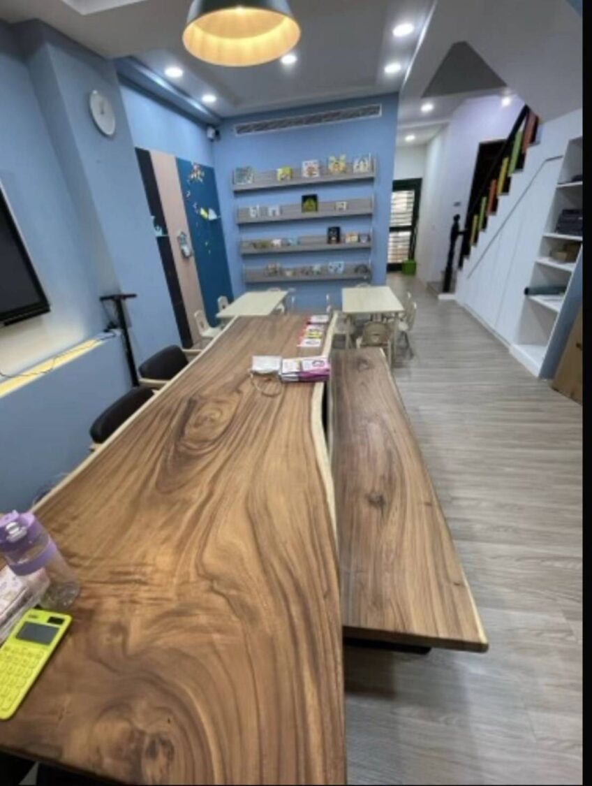 【獨家】補習班學生遭偷拍!朱姓房東私設監視器疑「長期監控」22名學童 朱姓房東遭指控於出租期間,未經告知即私設監視設備,長期拍攝補習班內部情況。(圖/民眾提供)