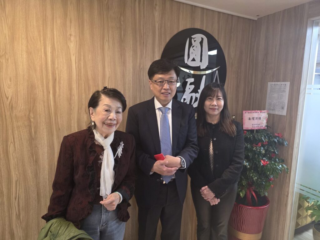 「圓融法律事務所」喬遷再升級 胡原龍領軍打造有溫度的法律服務 「圓融法律事務所」喬遷再升級 胡原龍領軍打造有溫度的法律服務