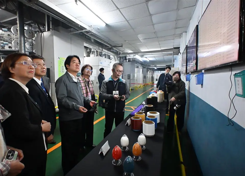 賴總統蒞臨彰化關心紡織產業 縣府籲中央加強支持傳統產業轉型 賴總統蒞臨彰化關心紡織產業 縣府籲中央加強支持傳統產業轉型