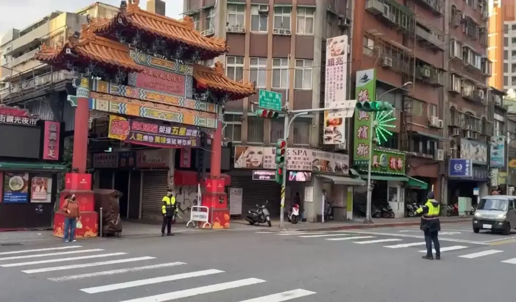 春節期間艋舺龍山寺周邊交通管制 萬華分局籲用路人配合 春節期間艋舺龍山寺周邊交通管制 萬華分局籲用路人配合