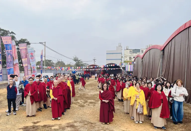 覺行寺「新春萬燈供佛祈福法會」圓滿   初六舉行動工儀式