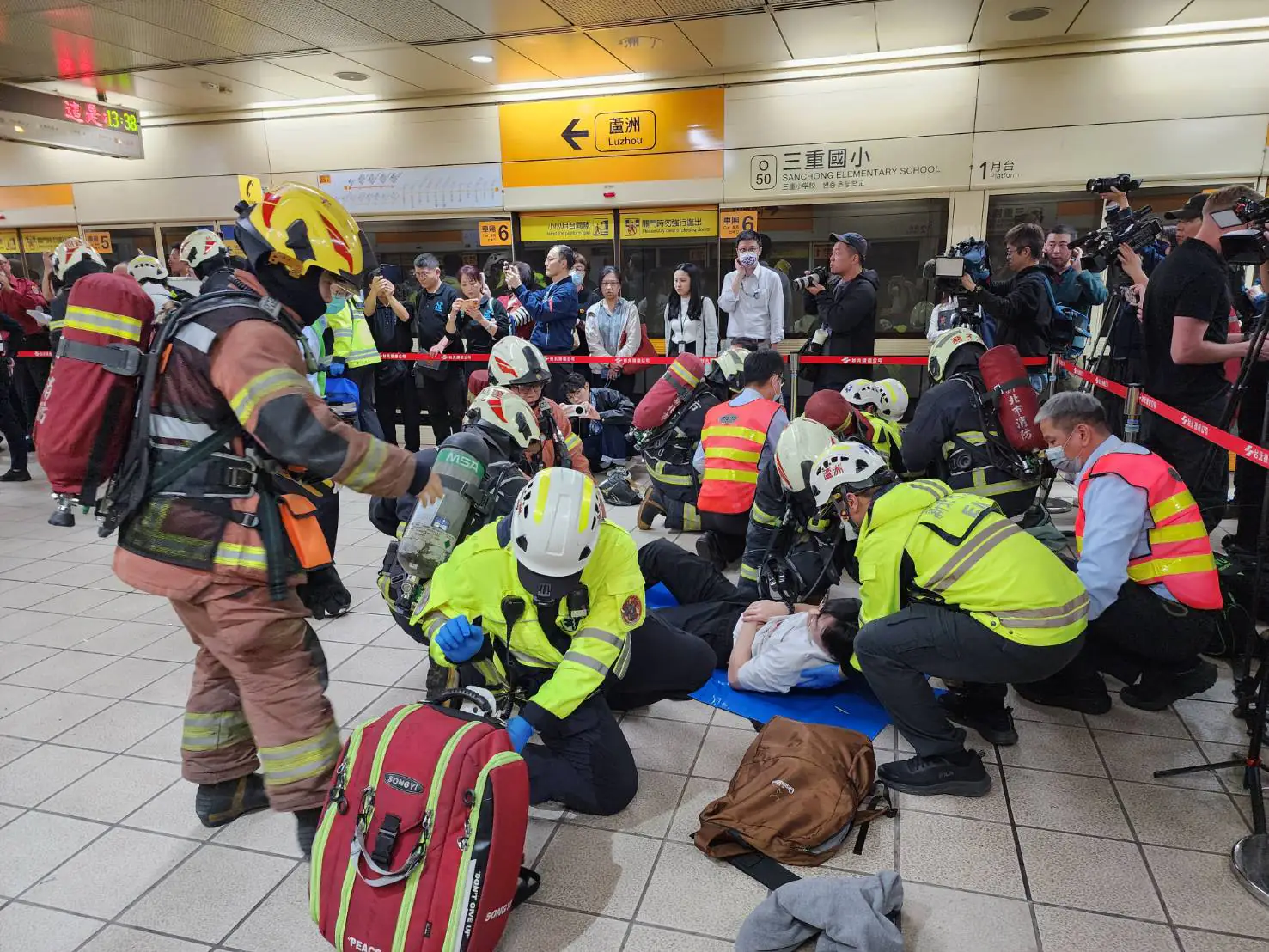 雙北捷運實施高強度危安演練 蔣萬安強調寧可撈過界確保安全 雙北捷運實施高強度危安演練 蔣萬安強調寧可撈過界確保安全