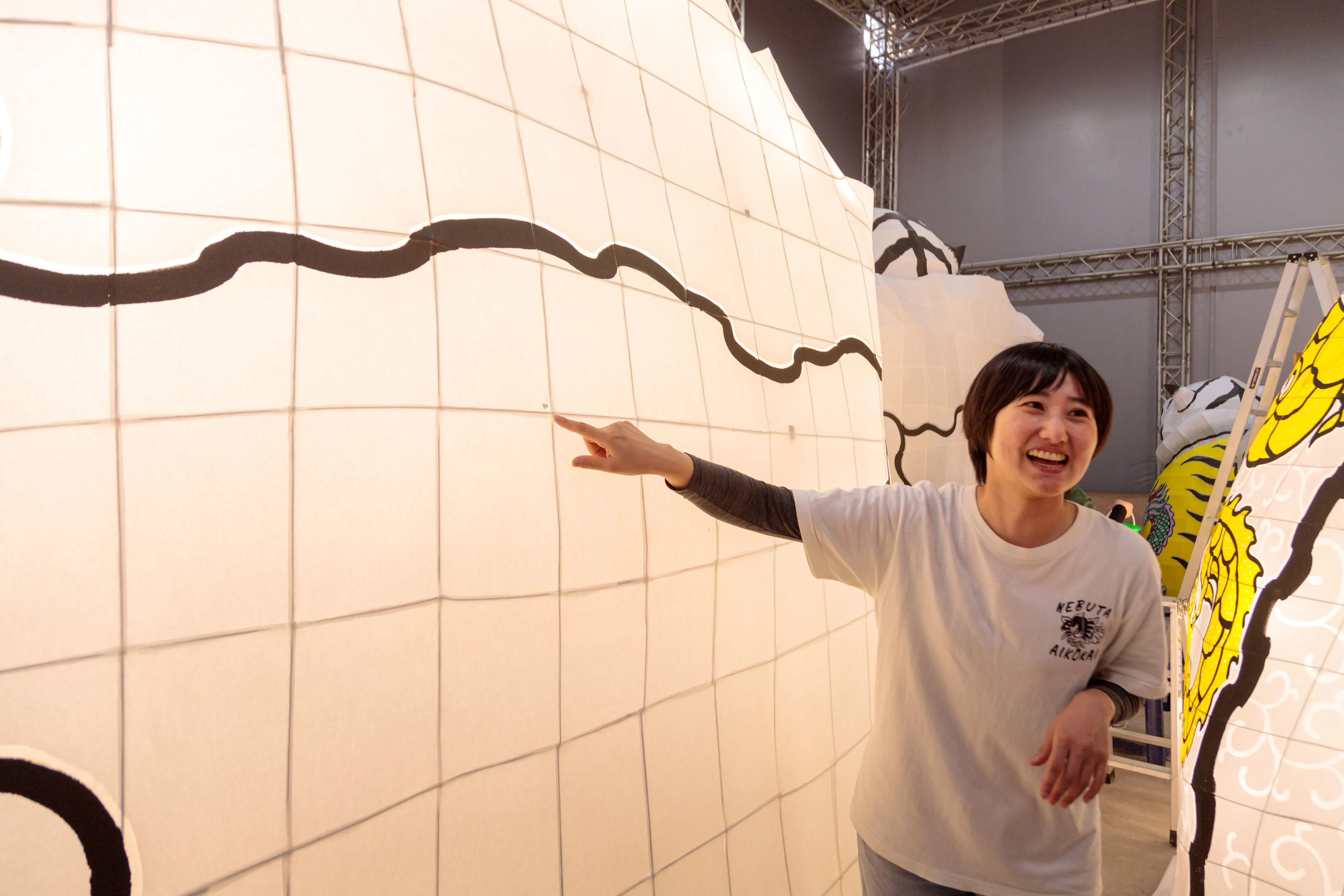 朴子配天宮樸仔媽躍上睡魔燈組 台日宗教藝術跨界融合 朴子配天宮樸仔媽躍上睡魔燈組 台日宗教藝術跨界融合