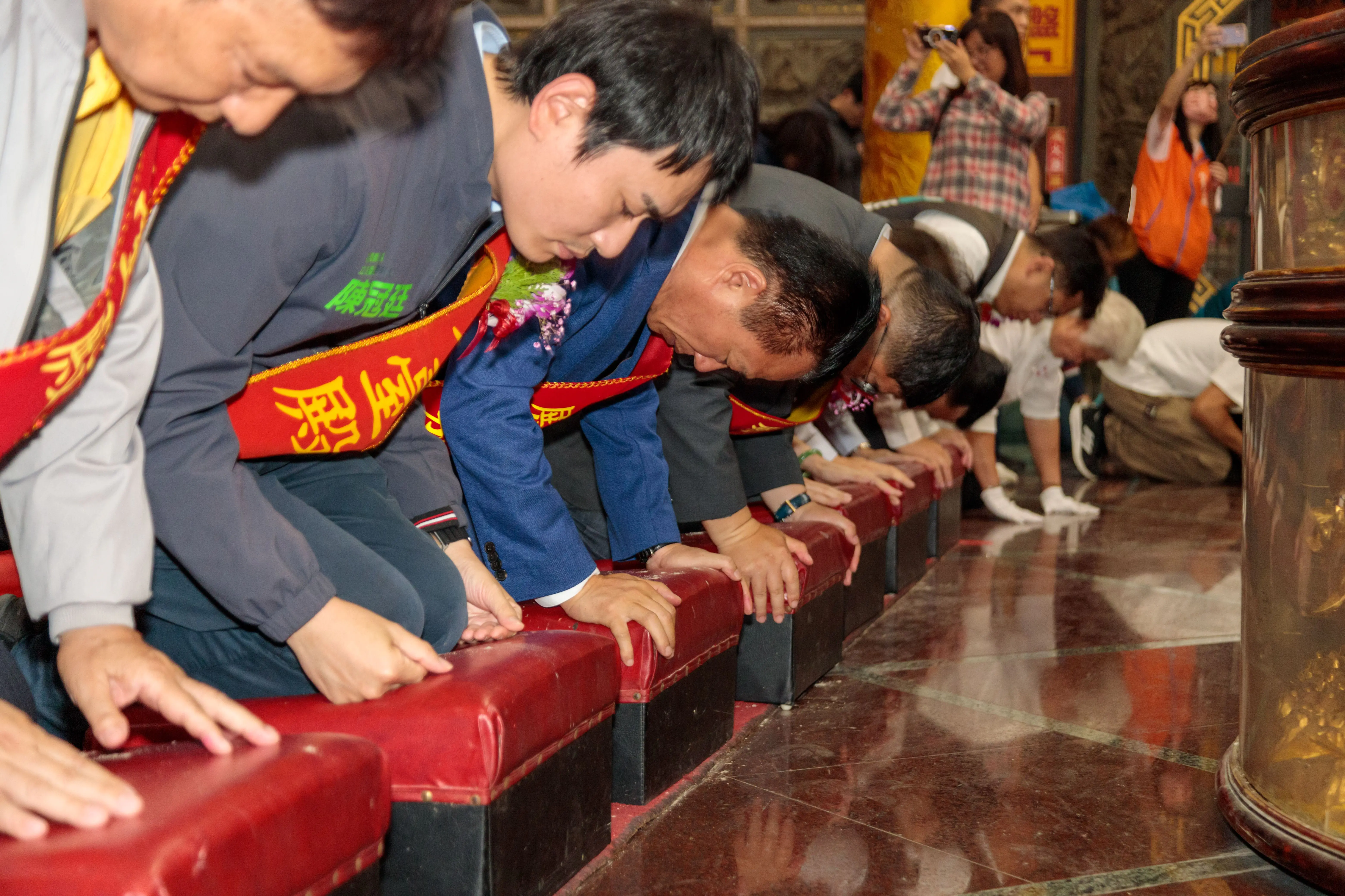 初九拜天公 翁章梁赴溪口天臺殿、朴子天公壇參拜祈福 初九拜天公 翁章梁赴溪口天臺殿、朴子天公壇參拜祈福