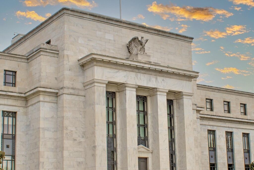 凱文・沃什獲提名進入聯準會決策圈 貴金屬避險買盤急凍走跌 凱文・沃什獲提名進入聯準會決策圈 貴金屬避險買盤急凍走跌