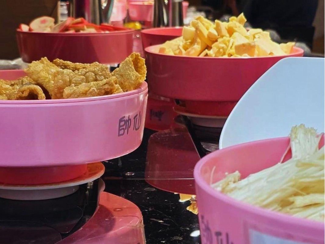 台東火鍋吃到飽推薦!首間台東市小火鍋迴轉形式掀熱潮 台東火鍋吃到飽推薦!首間台東市小火鍋迴轉形式掀熱潮