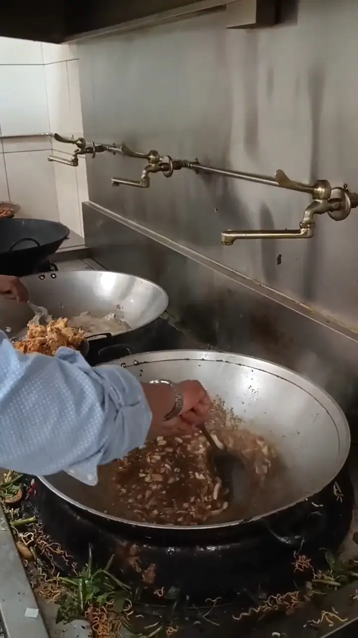 見過便當山便當海嗎? 今天出現在台中清真寺 見過便當山便當海嗎? 今天出現在台中清真寺