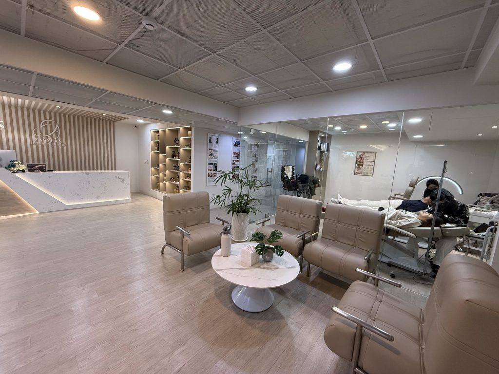 AI 浪潮席捲美業 旻展化粧攜手群創打造智慧美業新標竿 AI 浪潮席捲美業 旻展化粧攜手群創打造智慧美業新標竿