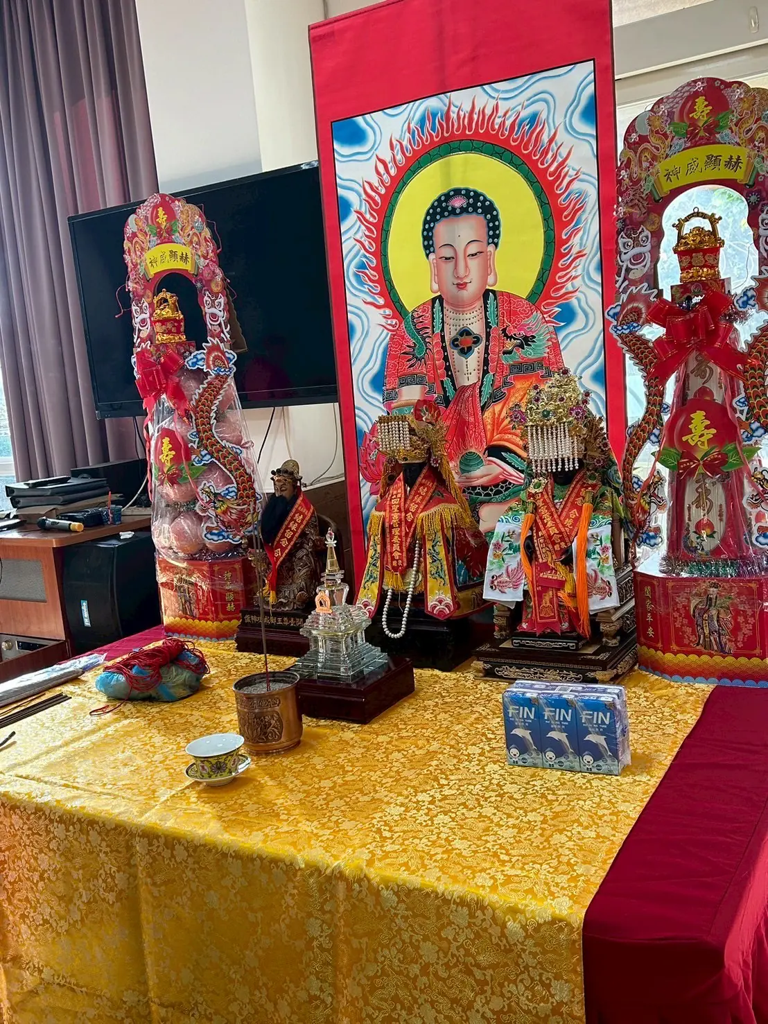 黑面媽祖走進長照現場 「寶光宮」從法壇走到阿公、阿嬤身邊的慈悲實踐 黑面媽祖走進長照現場 「寶光宮」從法壇走到阿公、阿嬤身邊的慈悲實踐