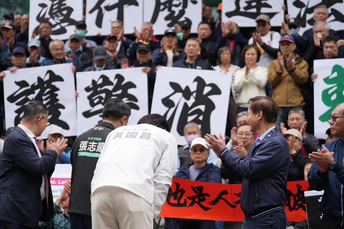 民眾黨高市議員佈局正式啟動 劉家榮:配合黨中央「可訓練可實作可勝選」 民眾黨高市議員佈局正式啟動 劉家榮:配合黨中央「可訓練可實作可勝選」