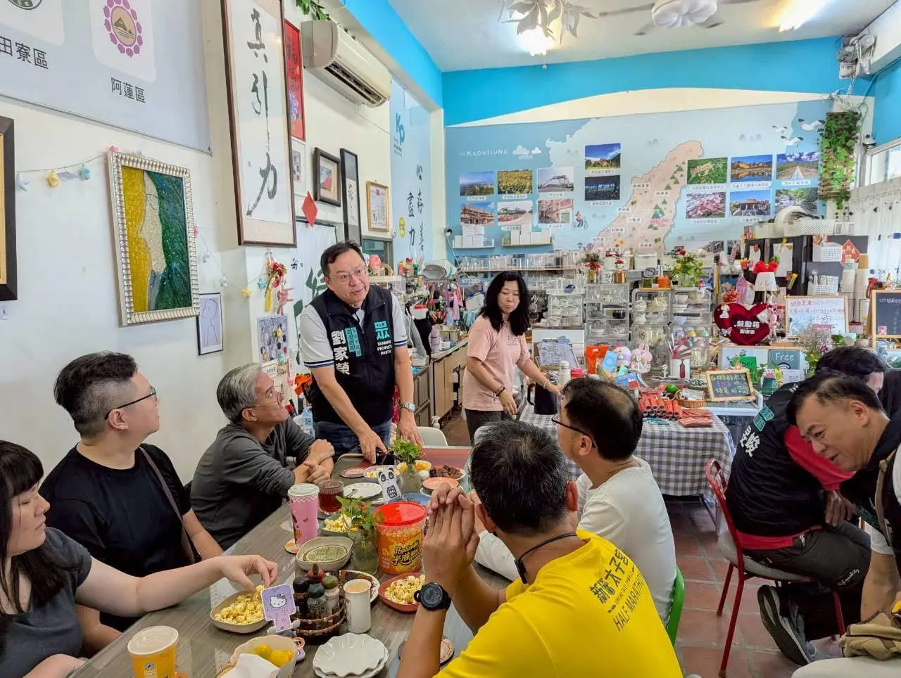 民眾黨高市議員佈局正式啟動 劉家榮:配合黨中央「可訓練可實作可勝選」 民眾黨高市議員佈局正式啟動 劉家榮:配合黨中央「可訓練可實作可勝選」