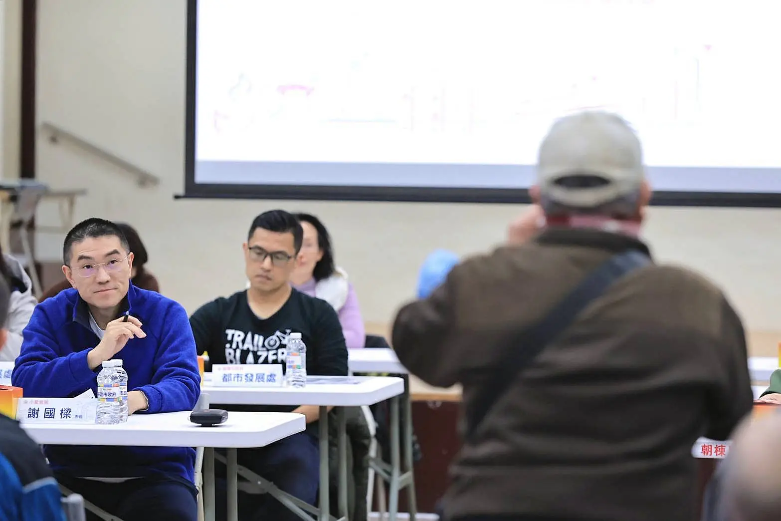 基隆仁愛區公民座談登場 聚焦市容整頓與都市更新進展 基隆仁愛區公民座談登場 聚焦市容整頓與都市更新進展