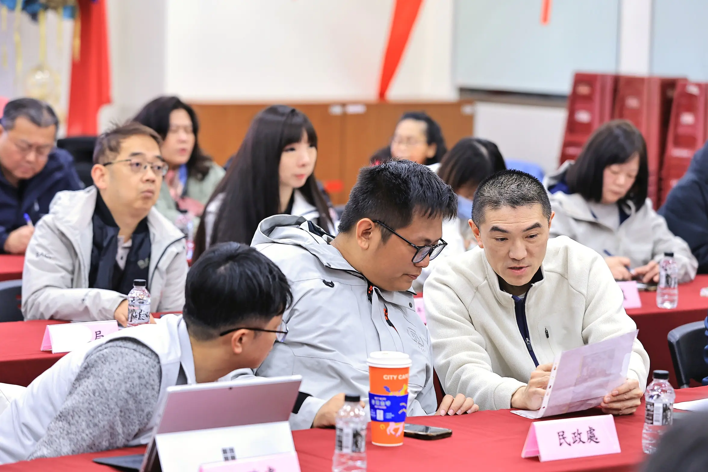 基隆公民座談直球對決　聚焦交通、都發　謝國樑宣示標線規劃貼近需求