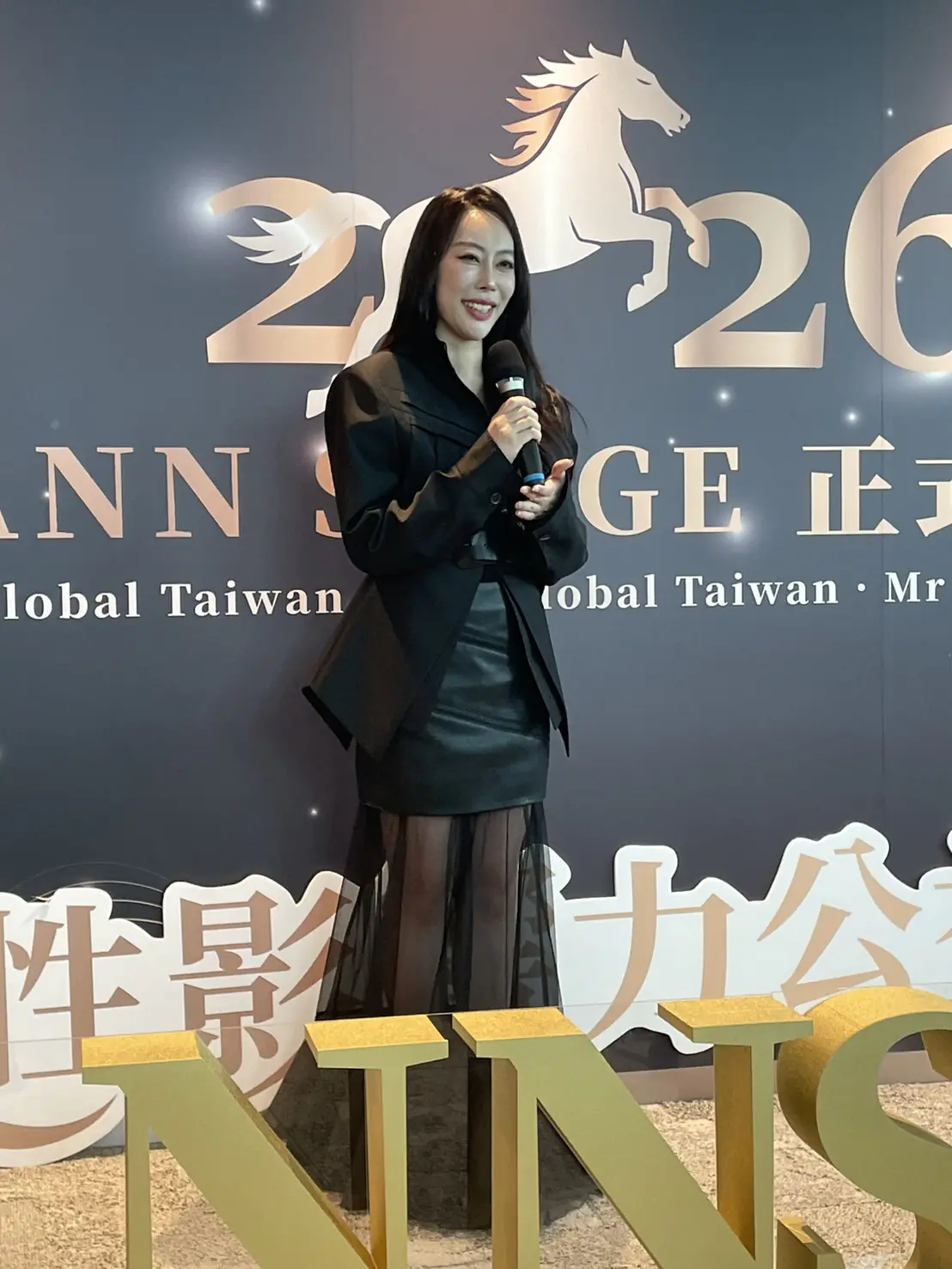 周遊的愛心選美來了!生過病、結過婚都能報名 宣昶有順便cue汪小菲:來選鑽石夫妻啦 周遊的愛心選美來了!生過病、結過婚都能報名 宣昶有順便cue汪小菲:來選鑽石夫妻啦