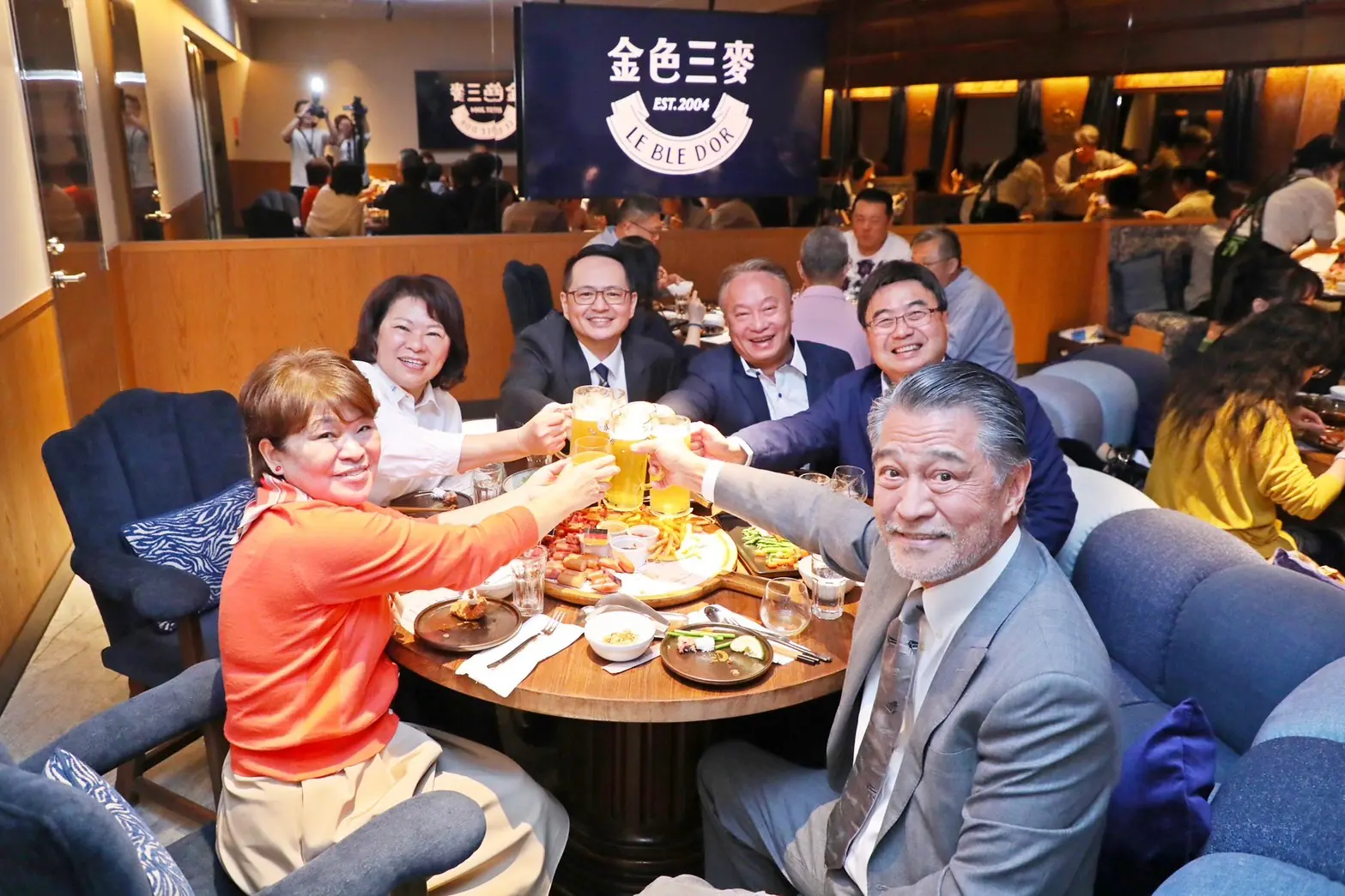 回「嘉」歡聚！金色三麥進駐嘉義耐斯　黃敏惠：嘉義女婿返鄉，邀市民品限定風味